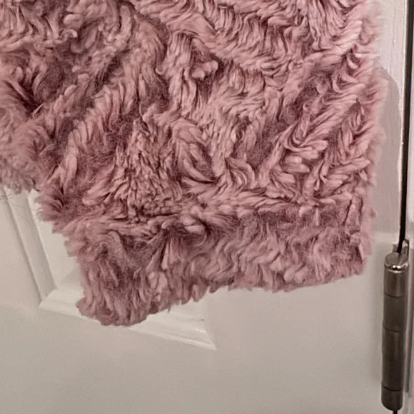 Stillwater Supply Co.Pink faux Sherpa Pullover, size oversized Small - Picture 8 of 12